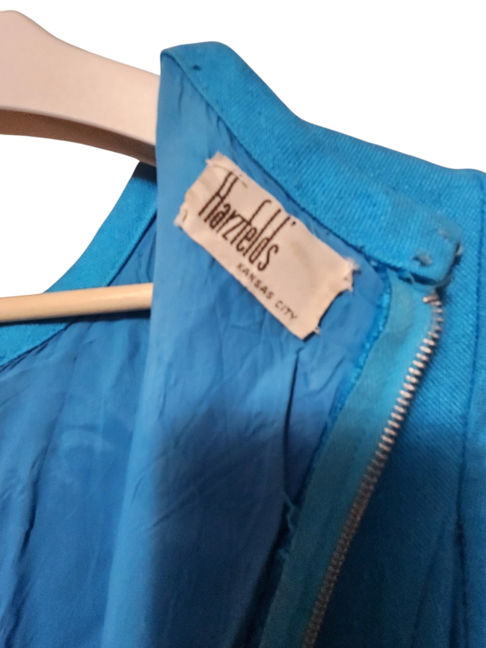Vintage 1960s Harzfeld's Kansas City Mod Shift Dress - Turquoise Clusters - Picture 8 of 13